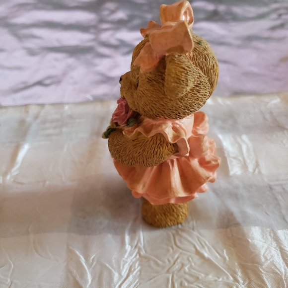 Teddy With Flowers Figurine - Picture 6 of 7